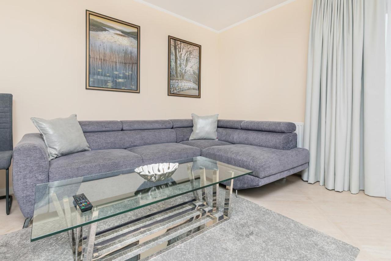 Batorego 7 Gdynia Apartments By Noclegi Renters Exterior foto